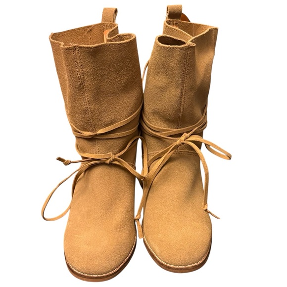 TOMS Boots Toffee Suede size 7 NWT - Picture 4 of 8